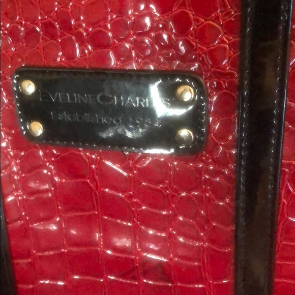 Two pristine Evelin Charles red and black purses - Picture 2 of 4